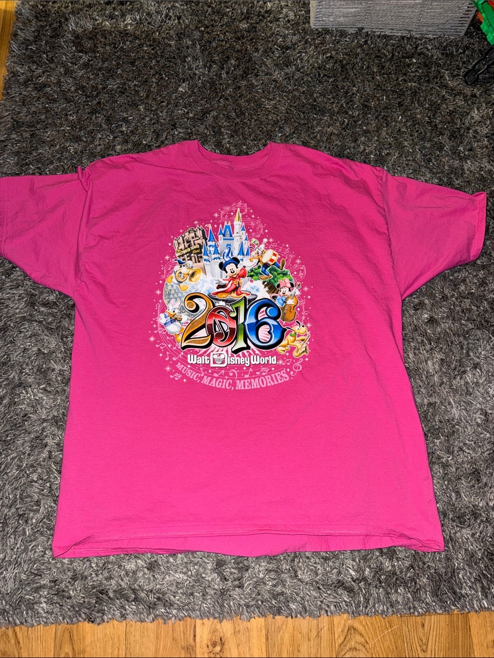 Walt Disney World Pink 2016 Graphic T-Shirt